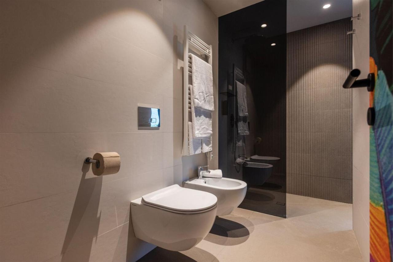 加尔达湖滨Oleeva Garda Living - Adults Only住宿加早餐旅馆 外观 照片